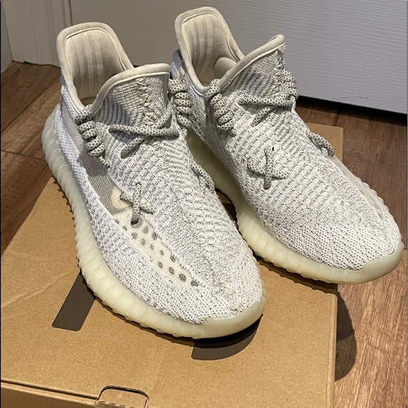SOLD Yeezy Boost 350 V2 Static Reflective - Picture 1 of 5